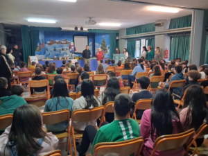 Δήμος Κοζάνης: Ο Δήμαρχος Γιάννης Κοκκαλιάρης στα σχολεία που διακρίθηκαν στην περιβαλλοντική δράση R4Schools