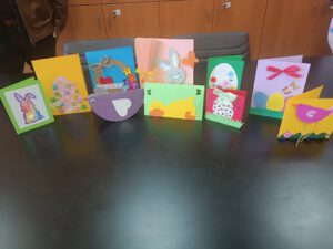 Πασχαλινές κάρτες αγάπης από τα παιδιά των ΚΔΑΠ σε συνεργασία με το πρόγραμμα «Βοήθεια στο Σπίτι»