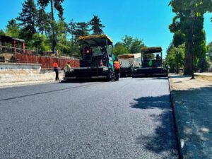 Ξεκίνησαν ασφαλτοστρώσεις σε οδούς της πόλης της Φλώρινας